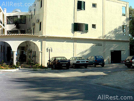 Oceanis Hotel 5